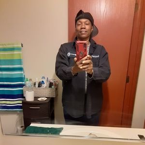 Meet your Posher, Rhonda